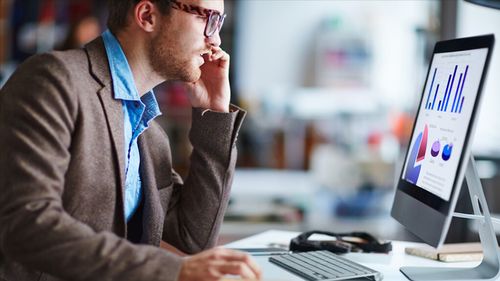 為什么我們考上了大學(xué),工作以后還沒有廠里的工人薪資高