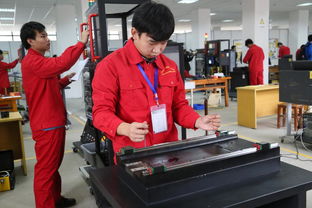 2015年湖北省職業(yè)院校技能大賽數(shù)控機(jī)床及電子產(chǎn)品賽項(xiàng)在我院成功舉行