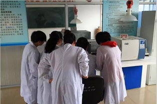 廣東省海洋工程職業(yè)技術(shù)學(xué)校食品類專業(yè)色譜實(shí)訓(xùn)室風(fēng)采展示